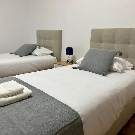 Anita & Leonel's House B Vakantiehuis *