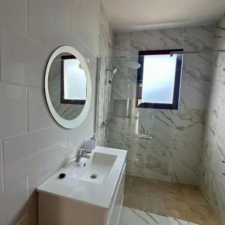 Vakantiehuis Anita & Leonel's House B Gaula