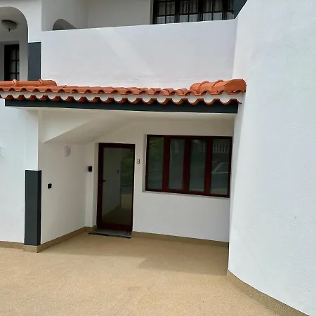 Anita & Leonel's House B בית נופש