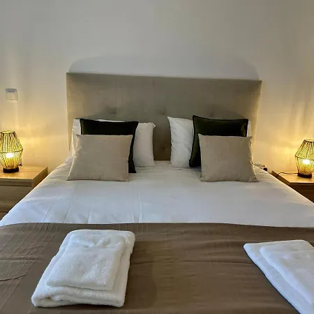 Anita & Leonel's House B